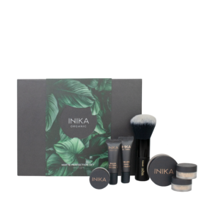 Inika Eesti matte perfection set products very light