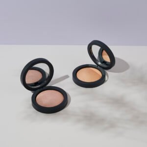 Pressitud valgustpeegeldav puuder